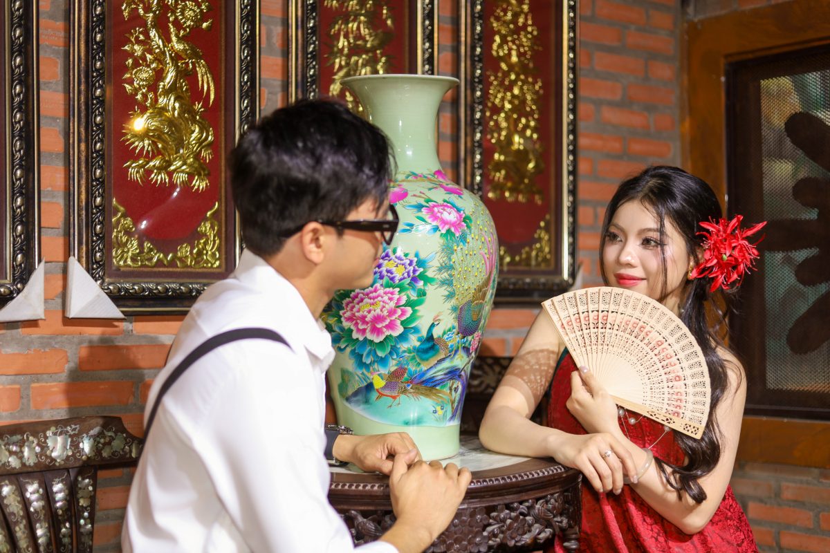 Kỹ Thuật Makeup Bà Sui Giấu Nếp Nhăn Trẻ Hóa Tự Nhiên - Mỹ Trân Makeup 450k