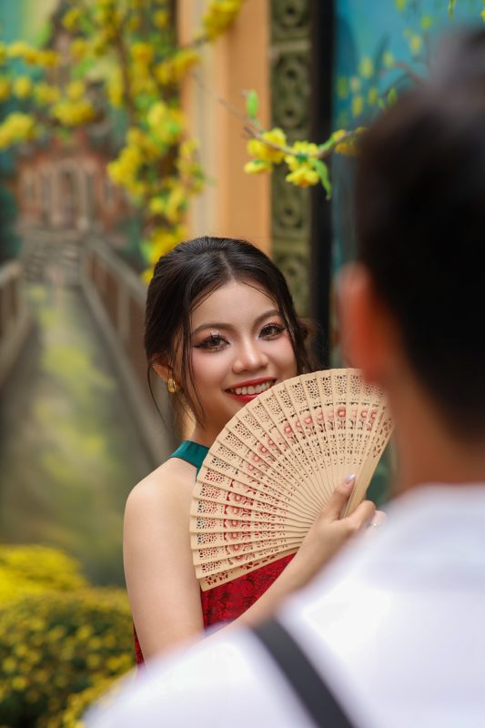 Layout Makeup Concert 17/10 TP.HCM Đính Đá Kim Tuyến Ruy Băng 450k - Mỹ Trân Makeup 450k