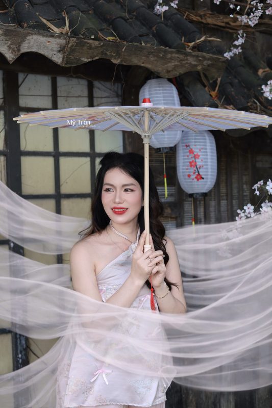 Makeup & Chụp Ảnh Tour Cafe Sống Ảo Nàng Thơ Sài Gòn - Mỹ Trân Makeup 450k